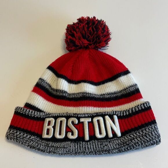 Knit BOSTON Beanie With PomPom. Ski Hat. OS - Picture 1 of 7